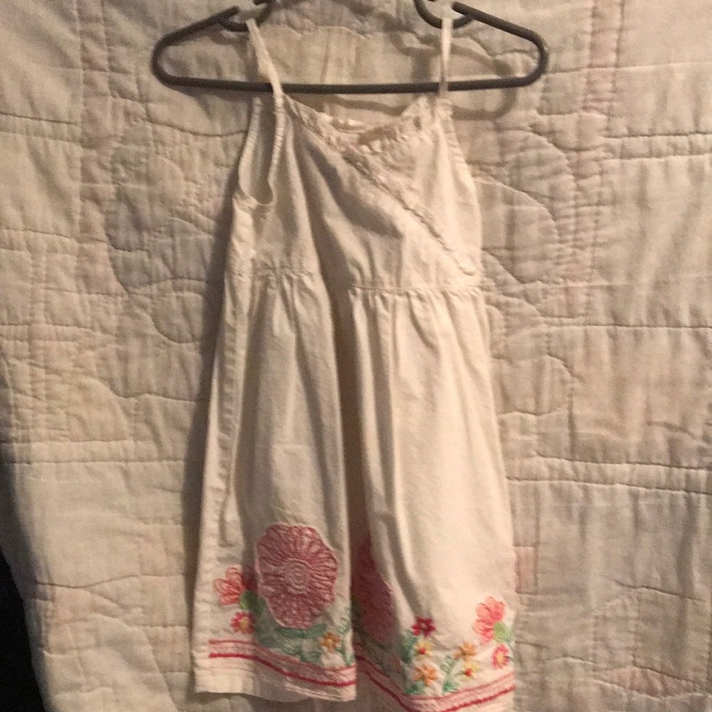 Old Navy 2T white Floral dress